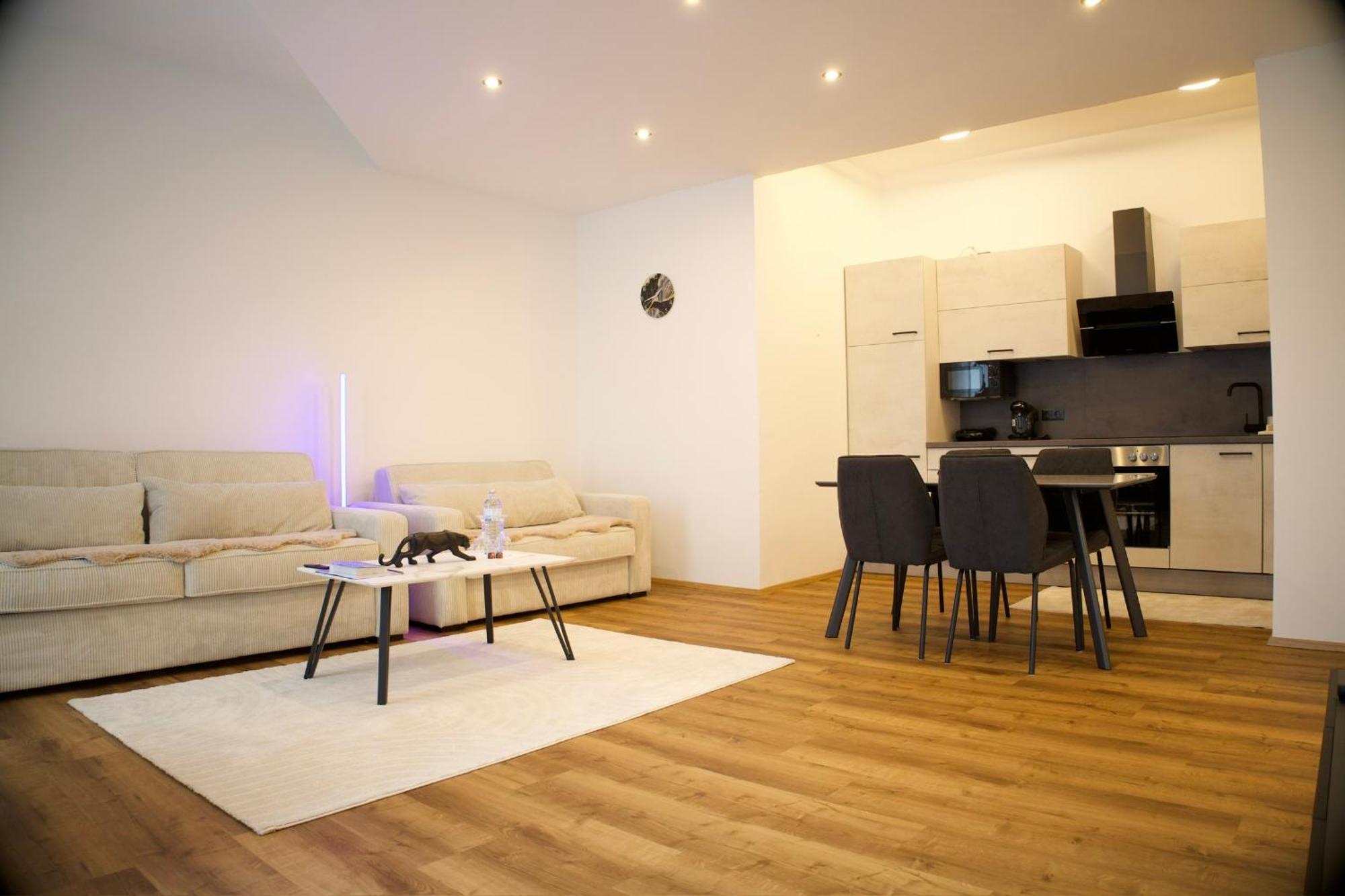 Dc Lofts I Modernes Loft In Der Stadt Salzburg Fuer Bis Zu 5 Personen ภายนอก รูปภาพ